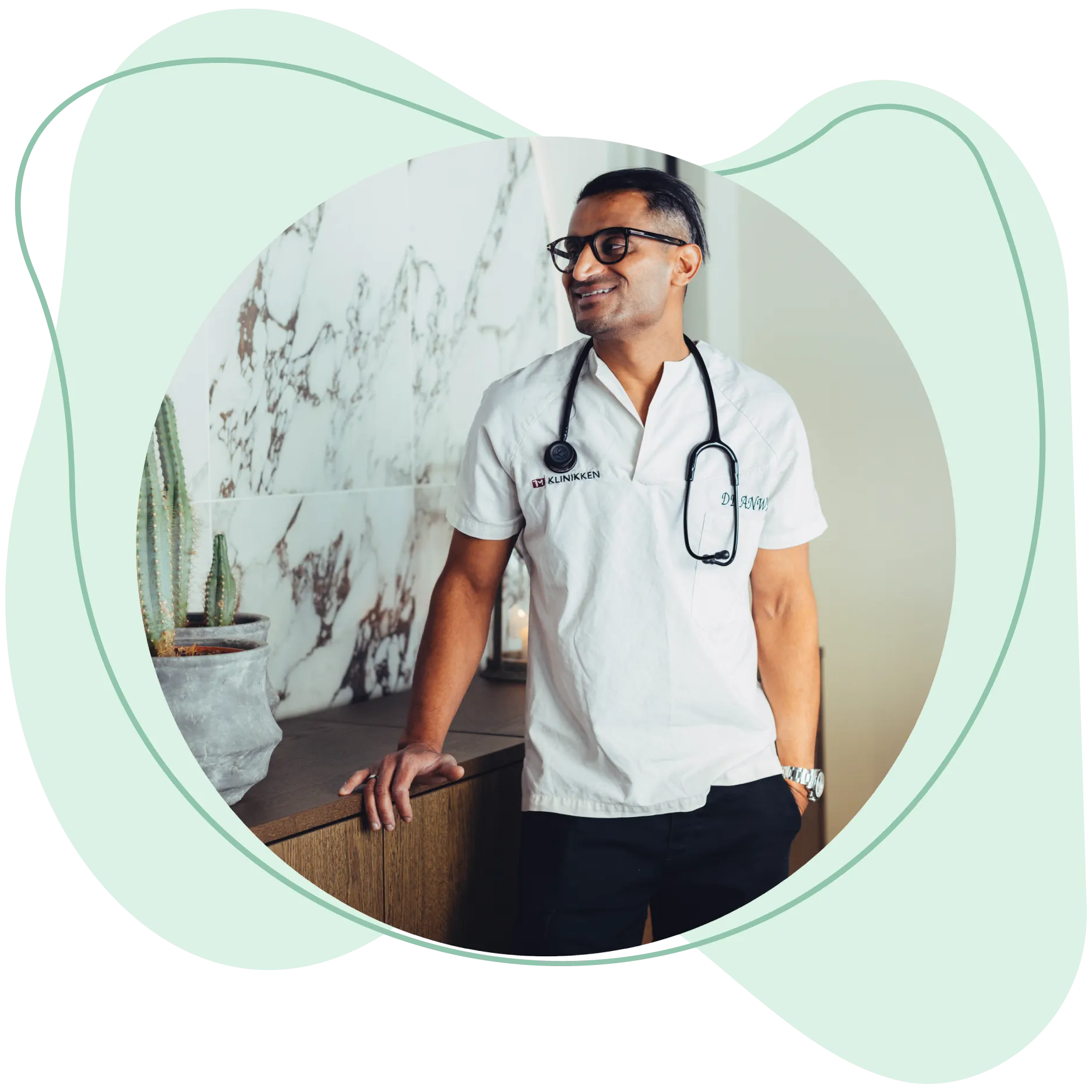 Dr. Adeel Anwar ved TM Legetjenester AS – Din faste private lege i Fedrikstad